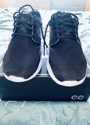 Кросівки nike
