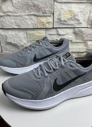 Оригінальні кросівки nike run swift 2