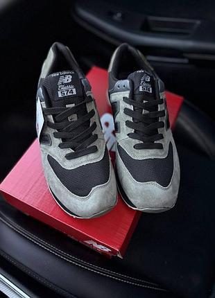 Кросівки new balance 574 хакі з чорним