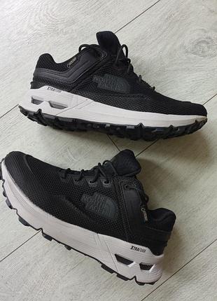 Кросівки gore-tex
