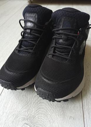 Кроссовки gore-tex
