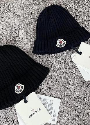 Шапка біні moncler чорна в рубчик з відворотом