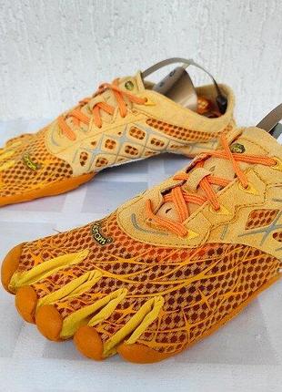 Кроссовки vibram fivefingers р.39-40 указан 41