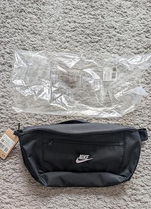 Сумка банка nike heritage black, об'єм 8 л, велика, оригінал, нова , 38 см д x 15 см ш x 18 см