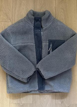 Жіноча куртка pull&bear