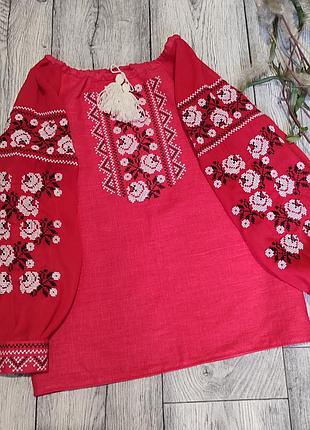 Вышитая блузка для девочки, ткань лён, красная