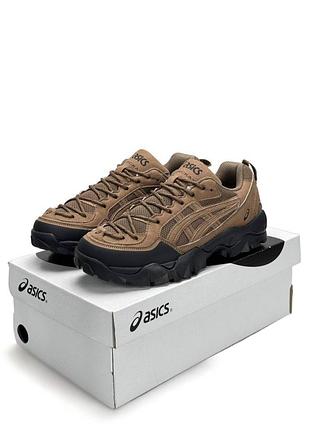 Женские кроссовки asics gel-pickax w coyote black