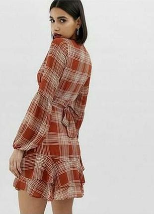 Міні сукня prettylittlething у клітинку 2