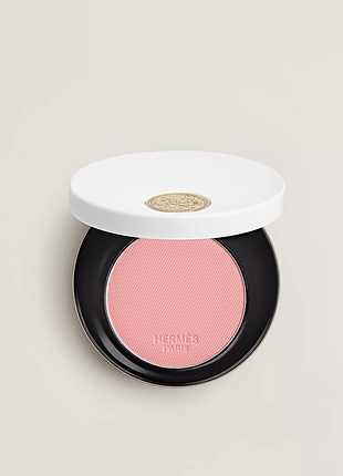 Hermes rose шовковиста пудра-рум'яна hermès silky blush powder 28 rose plume