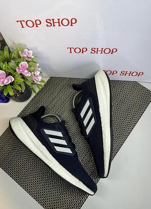 Оригінальні кросівки adidas boost 3