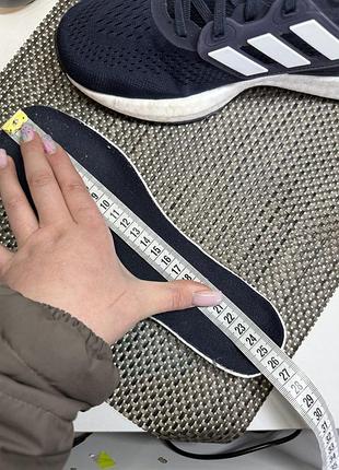 Оригінальні кросівки adidas boost 8