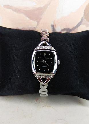 Вінтажний годинник identity london diamond на ходу