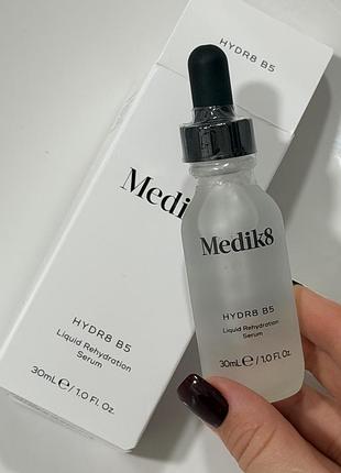 Сироватка для обличчя medik8 hydr8 b5 liquid rehydration serum 30 мл
