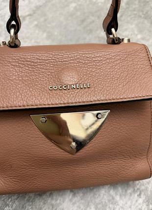 Кожаная мини сумка coccinelle 2