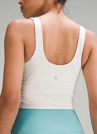 Lululemon оригинальная спортивная майка с вшитым топом