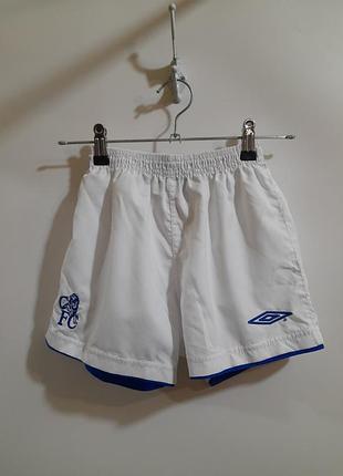 Белые фирменные детские спортивные шорты umbro fc chelsea
