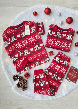 Піжама для дівчинки primark disney, червона, 104 см, 3-4 роки