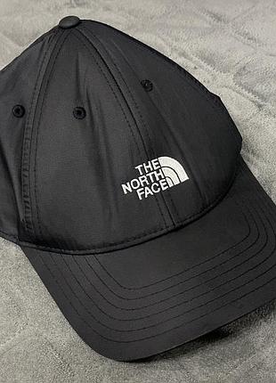 Чорна кепка the north face