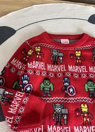 Светрик новорічний marvel 3