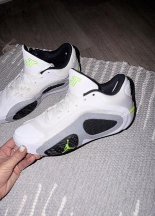 Красовки jordan 2
