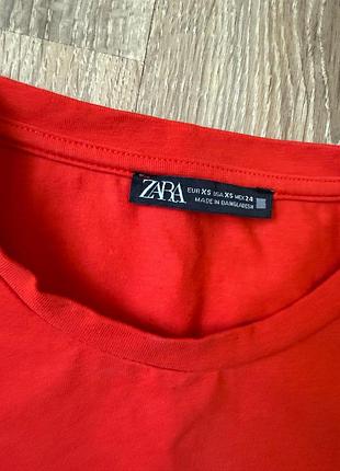 Футболка жіноча zara червона xs