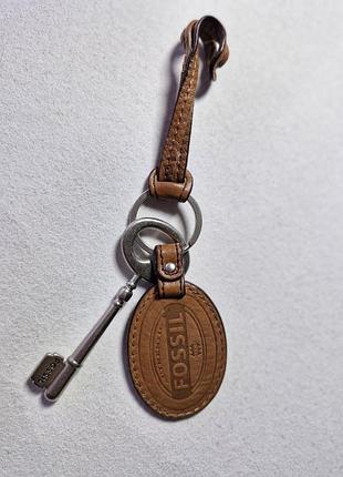 Брелок fossil шкіряний з металевим ключем
