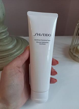 Очищальна піна з білою глиною shiseido clarifying cleansing foam, 125 мл