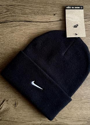 Оригінал! шапка nike peak swoosh beanie black, нова, з бірками, біні, тепла, унісекс, німеччина
