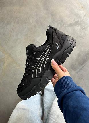 Asics gel pickax black
