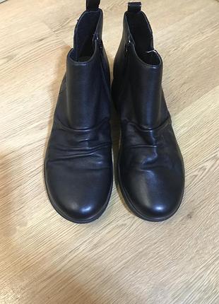 Ботильйони жіночі clarks чорні шкіряні 41 розмір 27 см устілка
