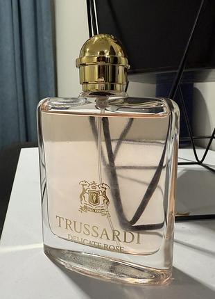 Парфуми trussardi delicate rose для жінок