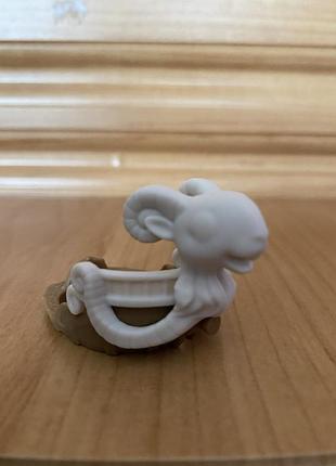 Підставка-кіндер going merry kinder joy one piece x funko pop / гоінг меррі, кіндер джой ван піс