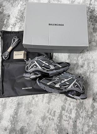 Кросівки balenciaga runner сірі зі сріблястим