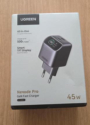 Зарядний пристрій ugreen 45 вт gan зі смарт-дисплеєм