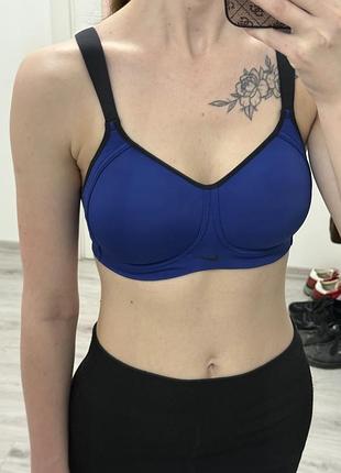 Спортивний топ nike dri-fit синій з чашечками
