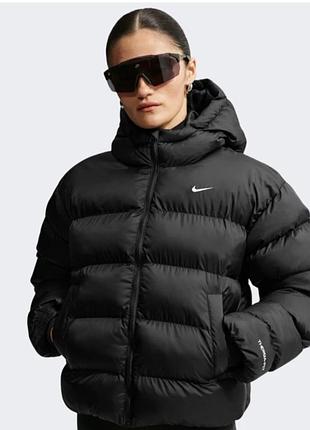 Жіноча зимова куртка-пуховик nike w nk tf syn clssc jkt, чорна, розмір m