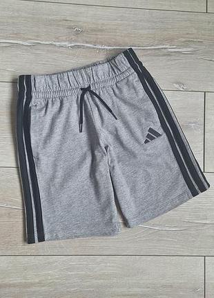 Шорты на мальчика 9-10 лет adidas
