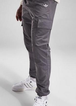Adidas colorado cargo pants hy1008 чоловічі штани карго m сірі графітові оригінал стан ідеальний