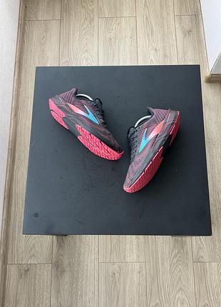 Кросівки brooks 2