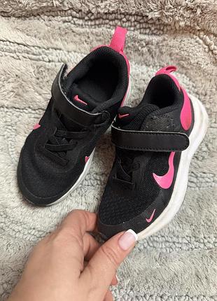 Кросівки для дівчинки nike 25 р.( уст 16 см,вʼєтнам