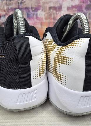 Кроссовки nike team hustle quick 2 5