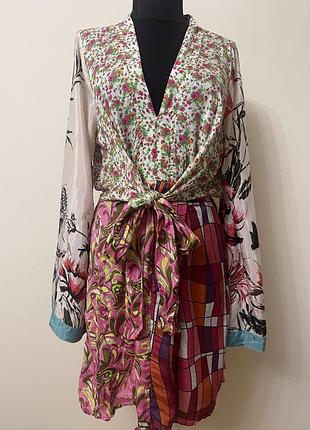 Жіноча коротка сукня з віскози 10/38 розміру river island