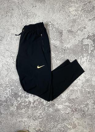 Спортивні штани nike dri-fit оригінал м розмір чоловічі спортивні штани nike dri fit