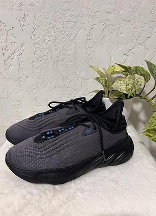 Офігезні кросівки adidas