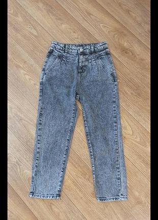 Джинсы-бананы sisley с эффектом варки (acid wash) на 8-9 лет