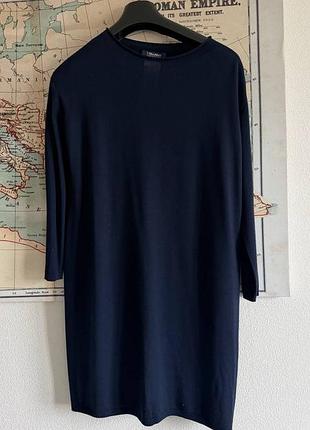 Сукня-светр преміального бренду 's maxmara. виготовлена в італії. 100% натуральна вовна.