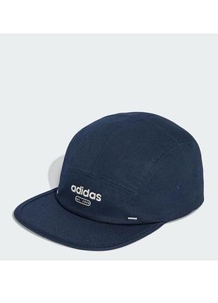 Кепка темно синя adidas