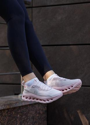 Running cloudtilt pale pink 8