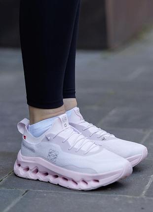 Running cloudtilt pale pink 3