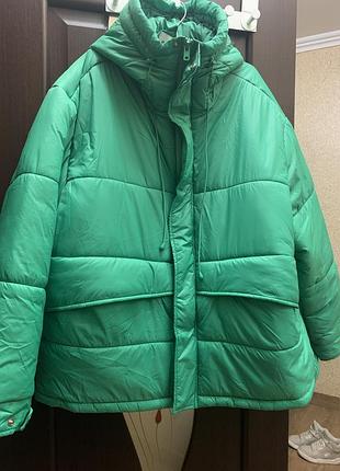 Нова яскраво-зелена куртка оверсайз urban revivo l xl💚